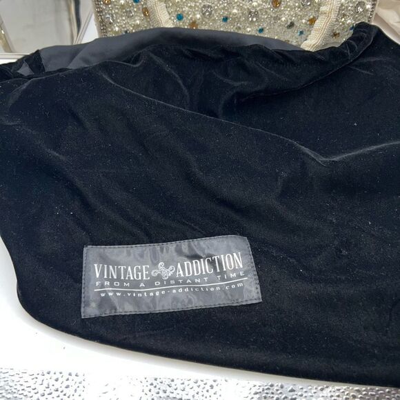 Vintage Addiction From a Distant Time Fully Beaded and Prong Set Rhinestone Bag - Picture 15 of 15